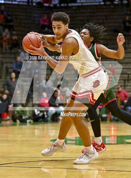 Thumbnail 2 in Lawrence North vs. Jeffersonville (IHSAA 4A New Castle Semi State Final) photogallery.