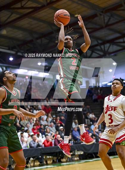 Thumbnail 2 in Lawrence North vs. Jeffersonville (IHSAA 4A New Castle Semi State Final) photogallery.