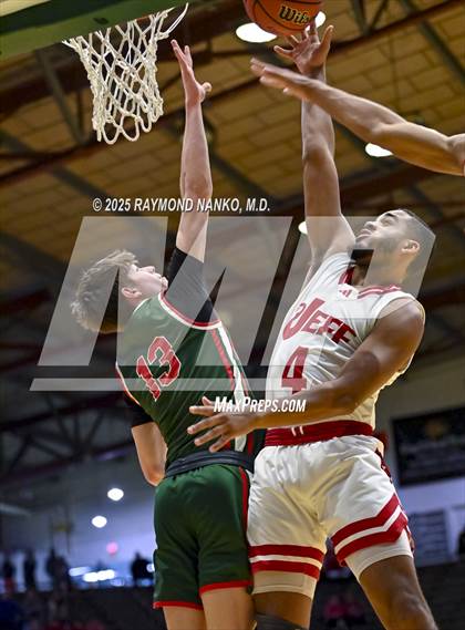 Thumbnail 1 in Lawrence North vs. Jeffersonville (IHSAA 4A New Castle Semi State Final) photogallery.