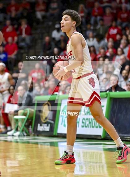 Thumbnail 2 in Lawrence North vs. Jeffersonville (IHSAA 4A New Castle Semi State Final) photogallery.