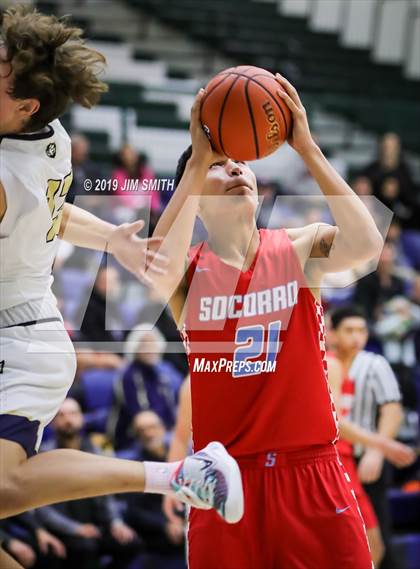 Thumbnail 2 in Santa Fe vs. Socorro (Jalene Berger Allstate Holiday Tournament) photogallery.