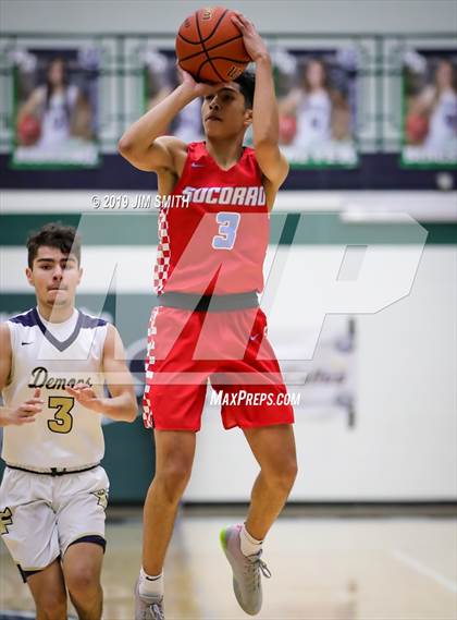 Thumbnail 1 in Santa Fe vs. Socorro (Jalene Berger Allstate Holiday Tournament) photogallery.
