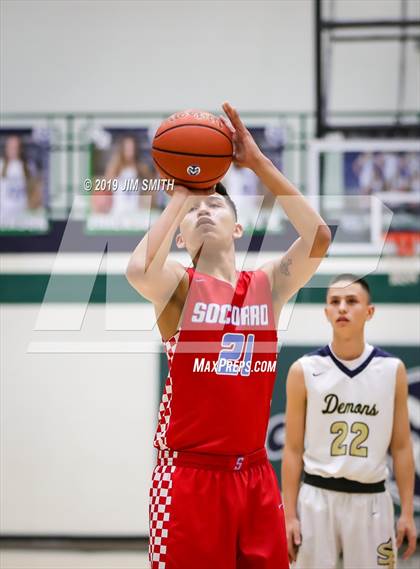 Thumbnail 1 in Santa Fe vs. Socorro (Jalene Berger Allstate Holiday Tournament) photogallery.