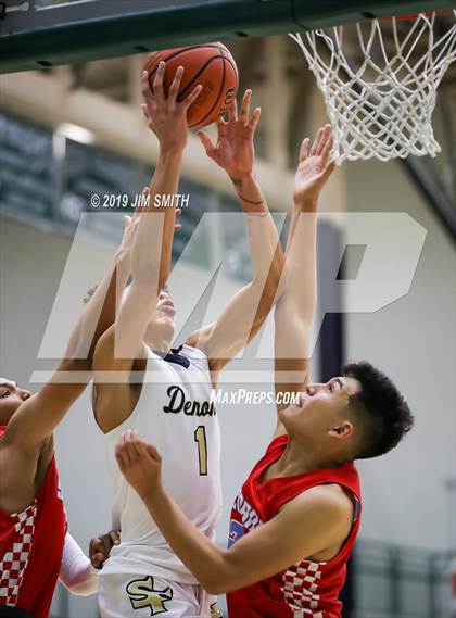 Thumbnail 2 in Santa Fe vs. Socorro (Jalene Berger Allstate Holiday Tournament) photogallery.