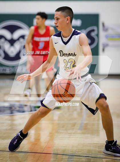 Thumbnail 1 in Santa Fe vs. Socorro (Jalene Berger Allstate Holiday Tournament) photogallery.