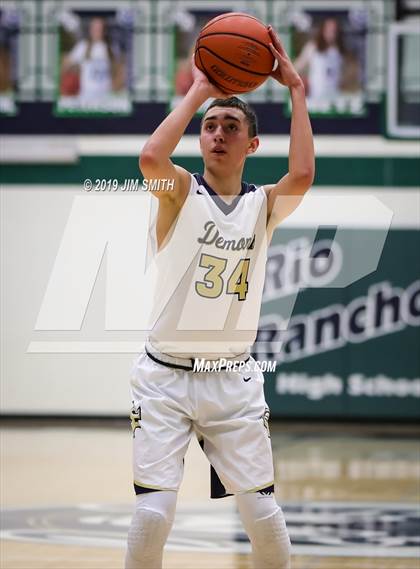 Thumbnail 3 in Santa Fe vs. Socorro (Jalene Berger Allstate Holiday Tournament) photogallery.