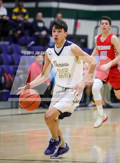 Thumbnail 2 in Santa Fe vs. Socorro (Jalene Berger Allstate Holiday Tournament) photogallery.