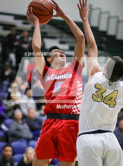 Thumbnail 2 in Santa Fe vs. Socorro (Jalene Berger Allstate Holiday Tournament) photogallery.