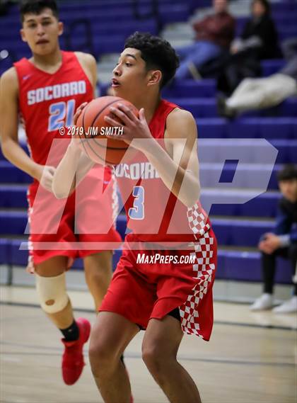 Thumbnail 3 in Santa Fe vs. Socorro (Jalene Berger Allstate Holiday Tournament) photogallery.