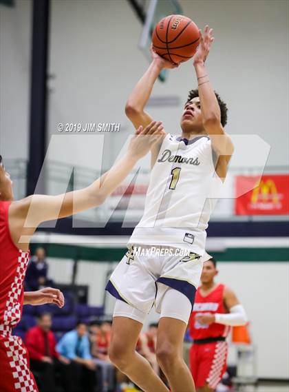 Thumbnail 2 in Santa Fe vs. Socorro (Jalene Berger Allstate Holiday Tournament) photogallery.
