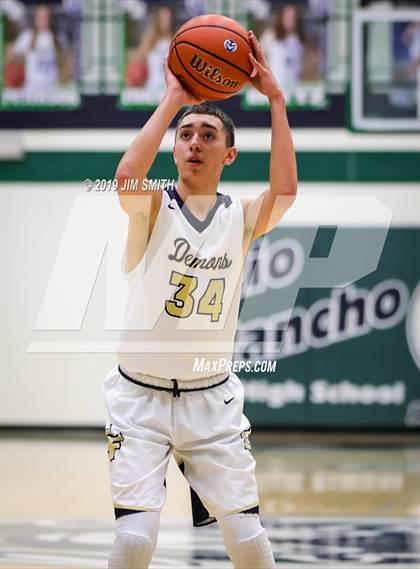 Thumbnail 1 in Santa Fe vs. Socorro (Jalene Berger Allstate Holiday Tournament) photogallery.