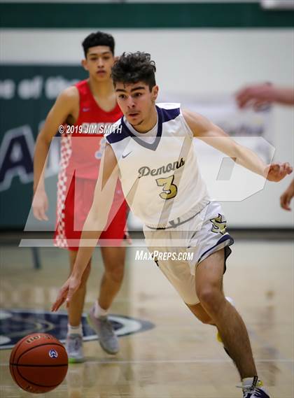 Thumbnail 3 in Santa Fe vs. Socorro (Jalene Berger Allstate Holiday Tournament) photogallery.