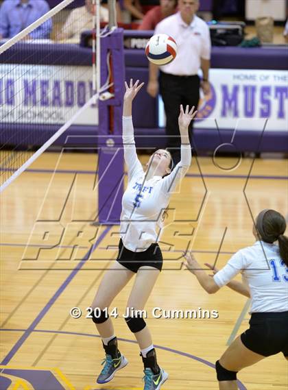 Thumbnail 1 in Taft @ Rolling Meadows photogallery.