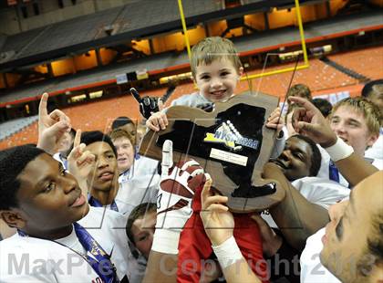 Thumbnail 1 in Aquinas  vs. Monroe-Woodbury (NYSPHSAA Class AA Final) photogallery.