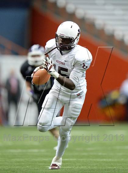 Thumbnail 3 in Aquinas  vs. Monroe-Woodbury (NYSPHSAA Class AA Final) photogallery.