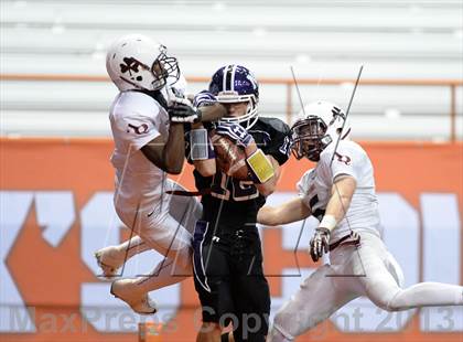 Thumbnail 3 in Aquinas  vs. Monroe-Woodbury (NYSPHSAA Class AA Final) photogallery.