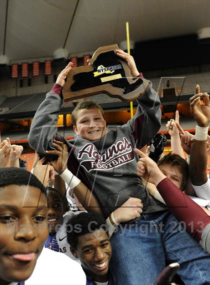 Thumbnail 1 in Aquinas  vs. Monroe-Woodbury (NYSPHSAA Class AA Final) photogallery.