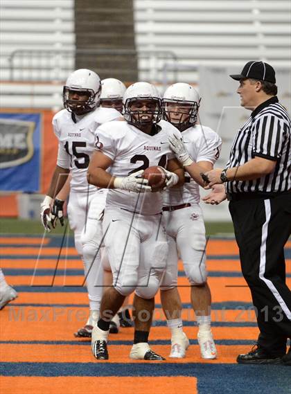 Thumbnail 2 in Aquinas  vs. Monroe-Woodbury (NYSPHSAA Class AA Final) photogallery.