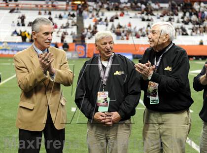 Thumbnail 2 in Aquinas  vs. Monroe-Woodbury (NYSPHSAA Class AA Final) photogallery.