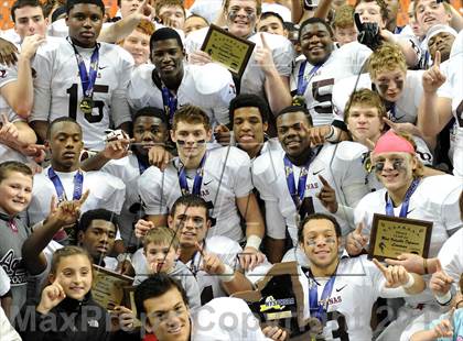 Thumbnail 3 in Aquinas  vs. Monroe-Woodbury (NYSPHSAA Class AA Final) photogallery.