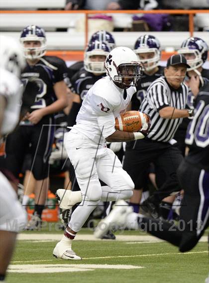 Thumbnail 3 in Aquinas  vs. Monroe-Woodbury (NYSPHSAA Class AA Final) photogallery.