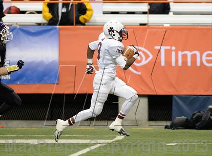 Thumbnail 3 in Aquinas  vs. Monroe-Woodbury (NYSPHSAA Class AA Final) photogallery.