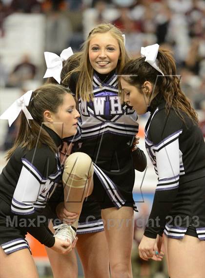 Thumbnail 3 in Aquinas  vs. Monroe-Woodbury (NYSPHSAA Class AA Final) photogallery.
