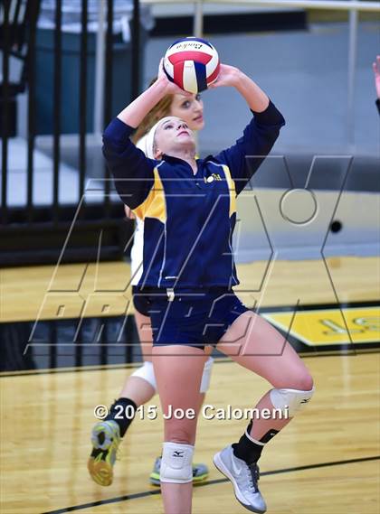 Thumbnail 2 in Poth @ Madison photogallery.