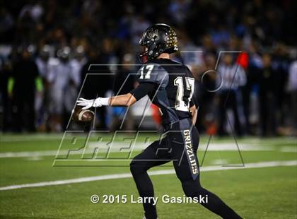 Thumbnail 2 in Golden Valley vs. Saugus photogallery.