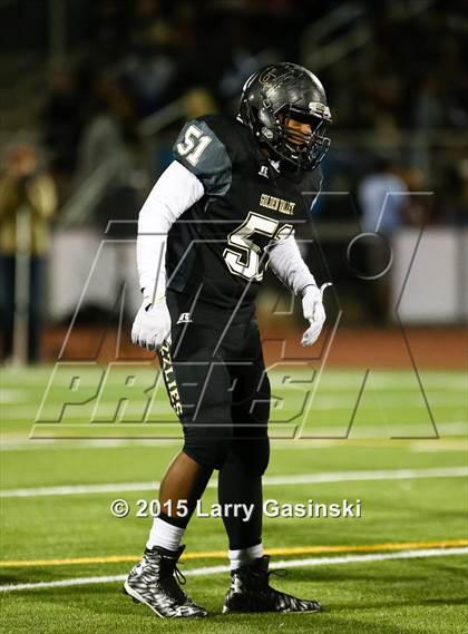 Thumbnail 2 in Golden Valley vs. Saugus photogallery.