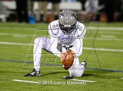 Thumbnail 3 in Golden Valley vs. Saugus photogallery.