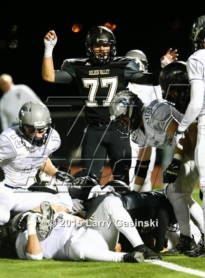 Thumbnail 1 in Golden Valley vs. Saugus photogallery.