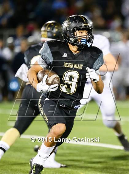 Thumbnail 2 in Golden Valley vs. Saugus photogallery.