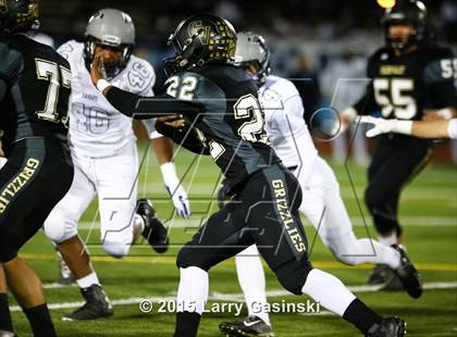Thumbnail 3 in Golden Valley vs. Saugus photogallery.