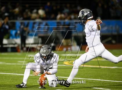 Thumbnail 2 in Golden Valley vs. Saugus photogallery.