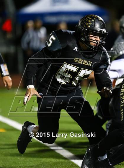 Thumbnail 2 in Golden Valley vs. Saugus photogallery.