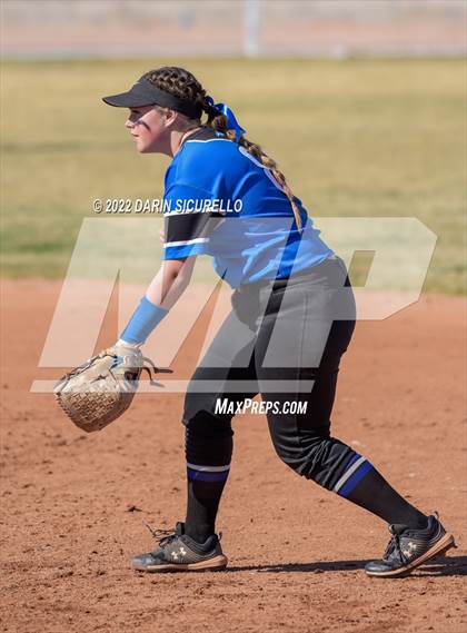 Thumbnail 2 in Snowflake vs. Eastmark (Dobson/Westwood Invitational) photogallery.