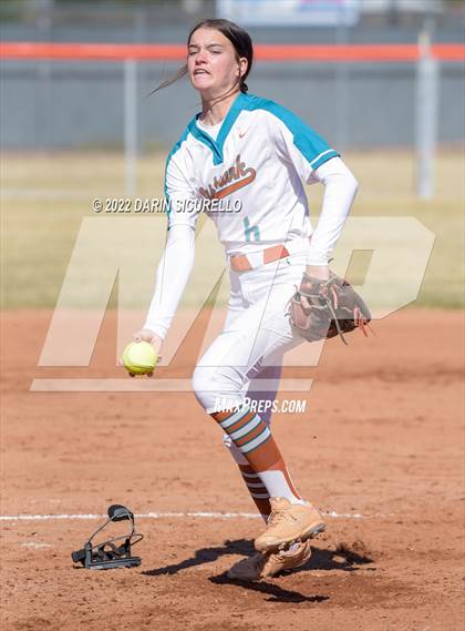 Thumbnail 1 in Snowflake vs. Eastmark (Dobson/Westwood Invitational) photogallery.