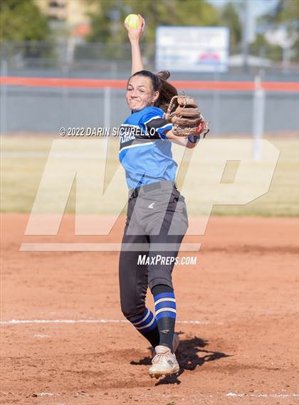 Thumbnail 1 in Snowflake vs. Eastmark (Dobson/Westwood Invitational) photogallery.
