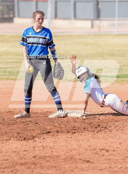 Thumbnail 3 in Snowflake vs. Eastmark (Dobson/Westwood Invitational) photogallery.