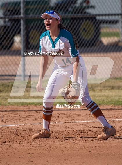 Thumbnail 2 in Snowflake vs. Eastmark (Dobson/Westwood Invitational) photogallery.