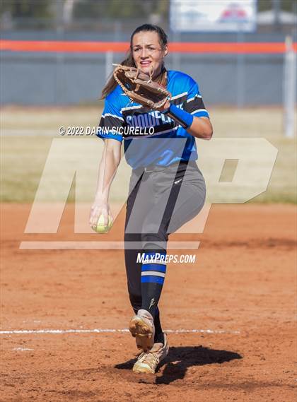 Thumbnail 2 in Snowflake vs. Eastmark (Dobson/Westwood Invitational) photogallery.