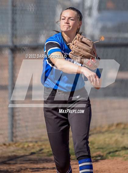 Thumbnail 1 in Snowflake vs. Eastmark (Dobson/Westwood Invitational) photogallery.