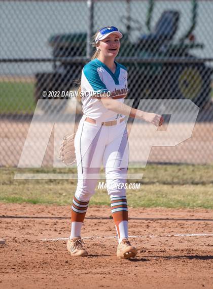 Thumbnail 2 in Snowflake vs. Eastmark (Dobson/Westwood Invitational) photogallery.
