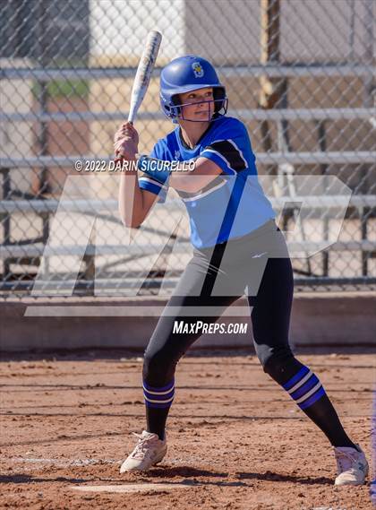 Thumbnail 3 in Snowflake vs. Eastmark (Dobson/Westwood Invitational) photogallery.