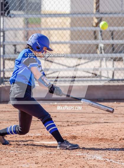 Thumbnail 2 in Snowflake vs. Eastmark (Dobson/Westwood Invitational) photogallery.