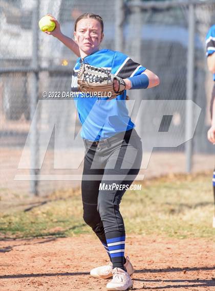 Thumbnail 3 in Snowflake vs. Eastmark (Dobson/Westwood Invitational) photogallery.