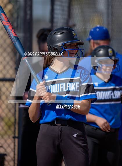 Thumbnail 2 in Snowflake vs. Eastmark (Dobson/Westwood Invitational) photogallery.