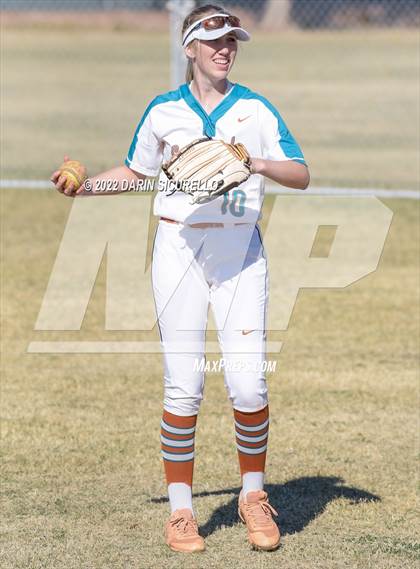 Thumbnail 2 in Snowflake vs. Eastmark (Dobson/Westwood Invitational) photogallery.