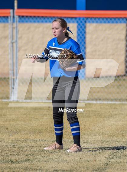 Thumbnail 1 in Snowflake vs. Eastmark (Dobson/Westwood Invitational) photogallery.